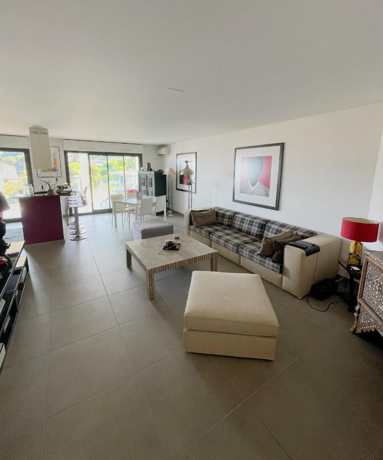 Grand 3 Pieces Avec Terrasse Vue Mer Tout Confort Beausoleil Eksteriør bilde